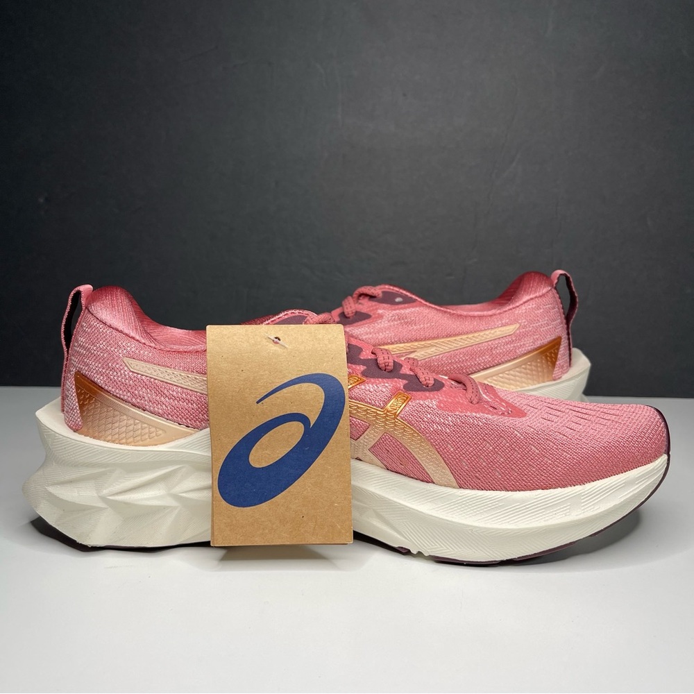 Asics Novablast 2 Smokey Rose/Pure Bronze Women’s size 8 - Picture 6 of 10